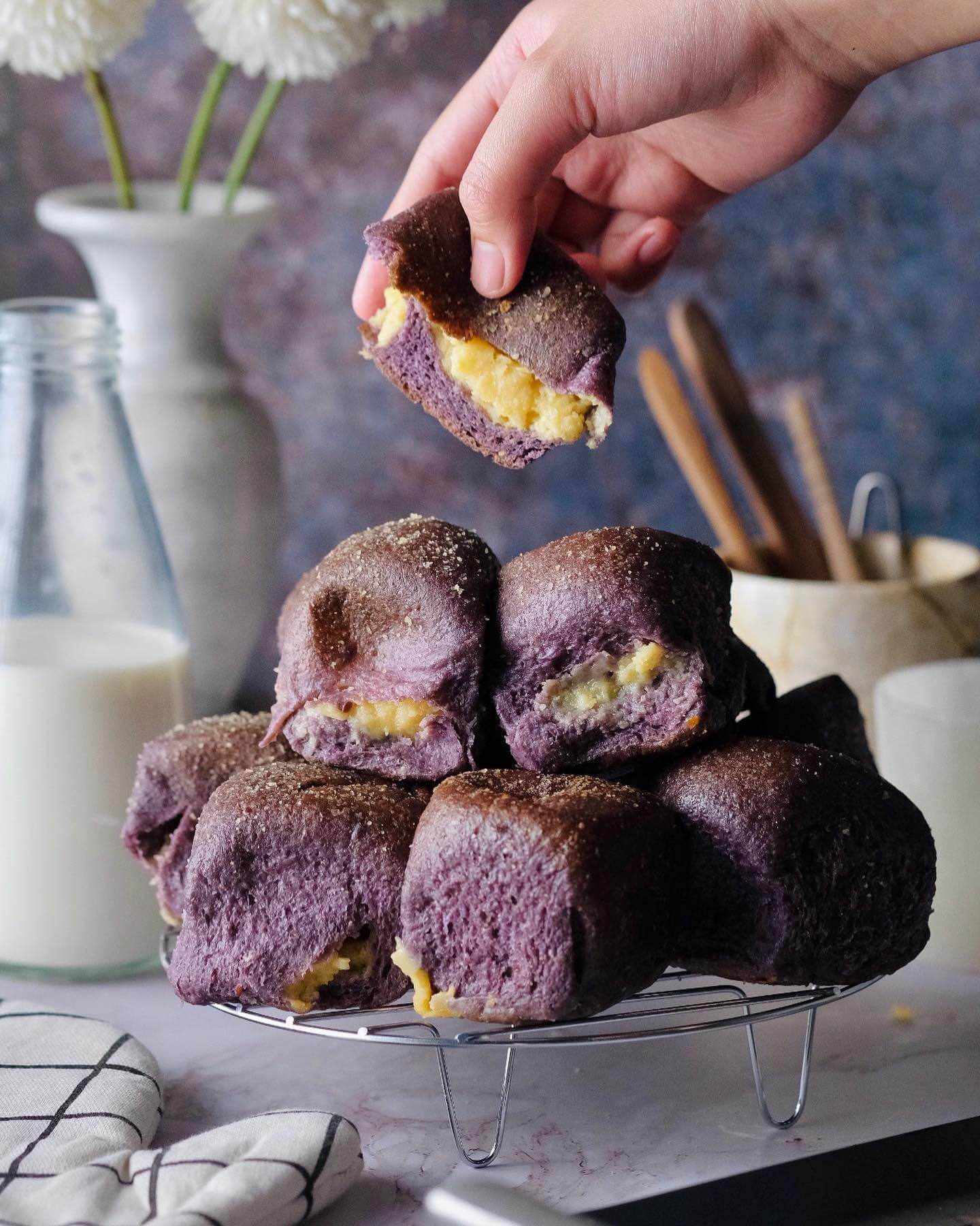 Keto Ube Cheese Pandesal