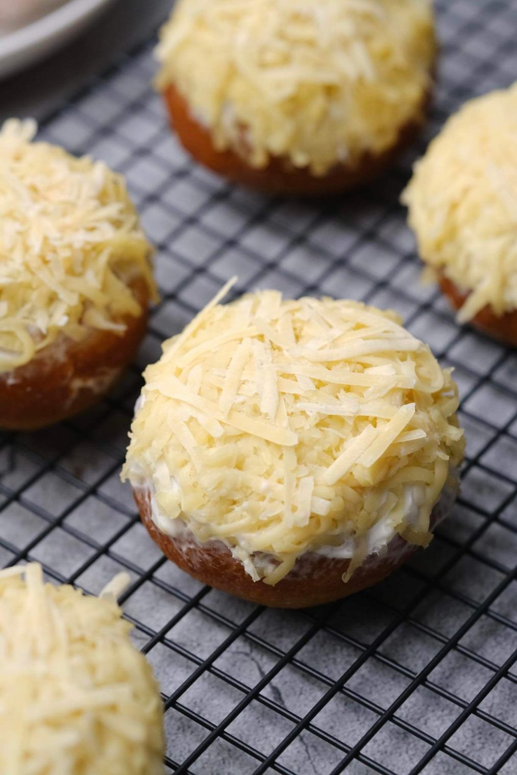 Cheeseclub Keto Donut